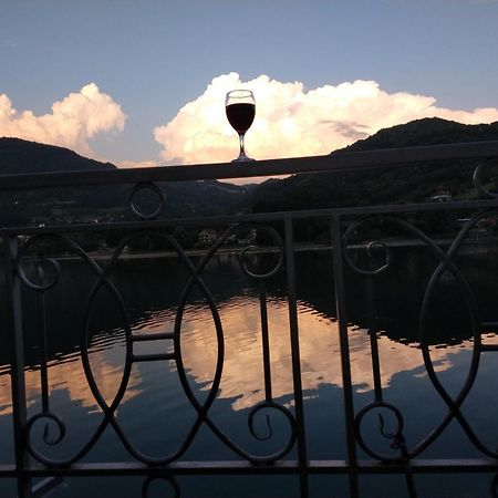 Vila Oaza - Zvornicko Jezero Zvornik Bagian luar foto